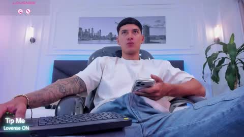 DAMIAN online show from 12-22-25, 12:57