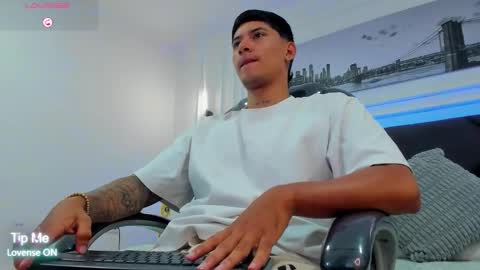 DAMIAN online show from 01-14-26, 12:22