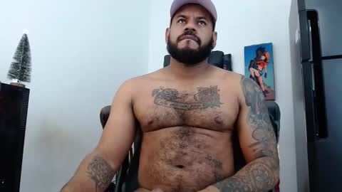 damian64436171 online show from 12-03-25, 04:31