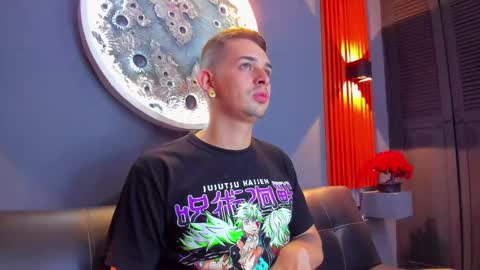 Snapshot of damian__oliver chatting on 12-24-24, 06:22 Damian Oliver online show from 12-24-24, 06:22