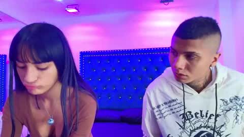 Snapshot of damian_and_roxanne chatting on 11-10-25, 12:37 DAMIAN AND ROXANNE. online show from 11-10-25, 12:37