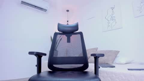 D A M I A N online show from 11-20-25, 01:39