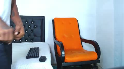 damian_hart_24cm online show from 01-18-25, 12:15