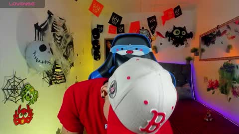 Damian online show from 10-10-25, 04:11