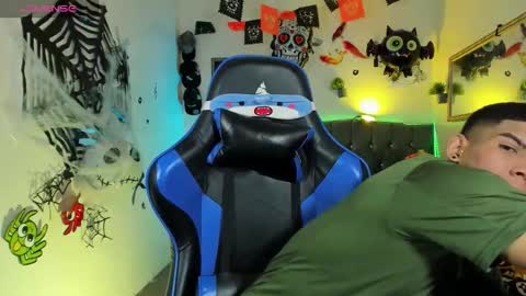 Damian online show from 10-19-25, 03:18