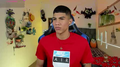 Damian online show from 11-12-25, 03:18