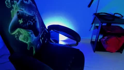 Damian torner online show from 11-04-25, 10:47