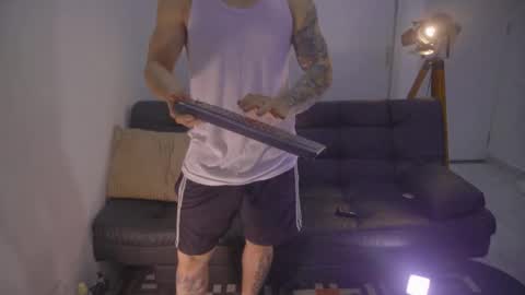 insta damn8   --------  online show from 10-25-25, 03:18