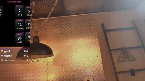 Snapshot of damianphill chatting on 12-24-24, 03:05 Damian Phill online show from 12-24-24, 03:05