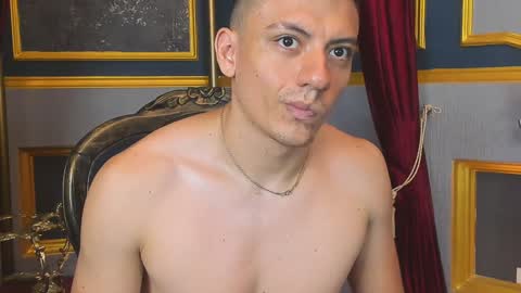 Snapshot of damianphill chatting on 01-13-25, 01:34 Damian Phill online show from 01-13-25, 01:34