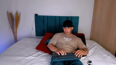 INSTAGRAM  DAMMIANMILLEROFICIAL online show from 11-23-25, 02:44