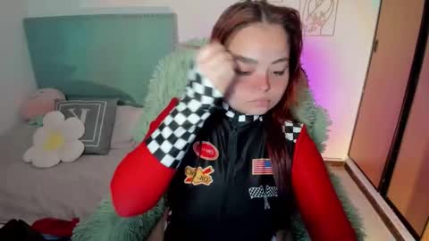 Criss online show from 11-08-25, 12:22