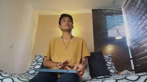 Snapshot of damon_salvarote_s chatting on 02-23-26, 08:06 Damon Salvatore online show from 02-23-26, 08:06