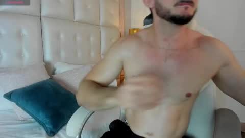 Snapshot of damonsantos chatting on 10-13-25, 01:11 D A M O N online show from 10-13-25, 01:11