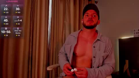 Snapshot of damonsantos chatting on 11-07-25, 03:45 D A M O N online show from 11-07-25, 03:45