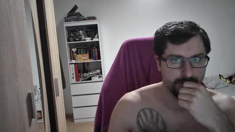 King Dan online show from 02-17-25, 07:10