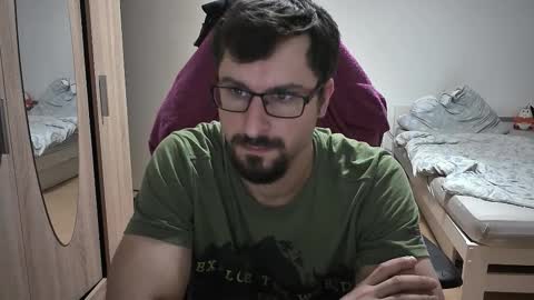 King Dan online show from 10-03-25, 07:44