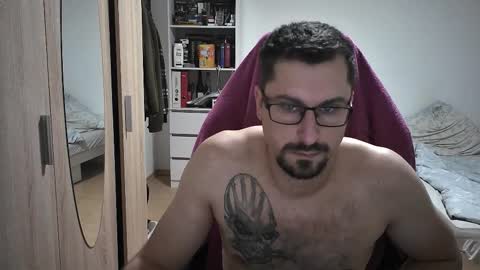 King Dan online show from 10-22-25, 07:13