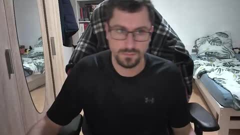 King Dan online show from 11-17-25, 07:52