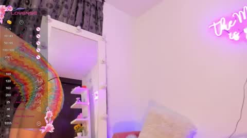 Snapshot of dana_montana_ chatting on 01-05-25, 08:32 Dannita online show from 01-05-25, 08:32