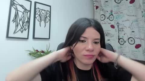 Danaa Rey online show from 11-05-25, 04:18