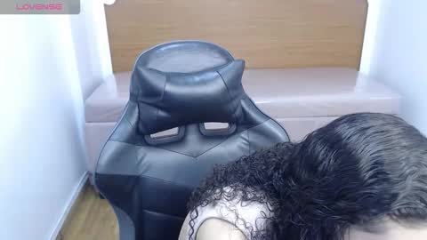 Snapshot of danatella_a chatting on 12-15-25, 12:53 Danatella online show from 12-15-25, 12:53