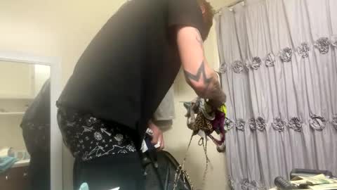 Snapshot of dancal91 chatting on 01-18-25, 01:18 C2o7M3 online show from 01-18-25, 01:18