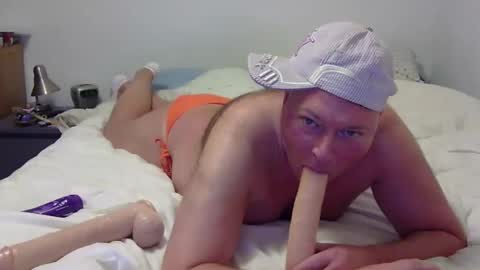 Snapshot of dandyhandys chatting on 01-29-25, 01:48 Andy online show from 01-29-25, 01:48