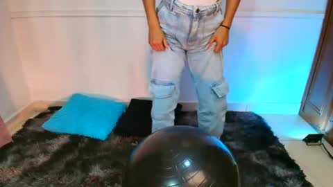 Danella Houston online show from 01-18-26, 09:40