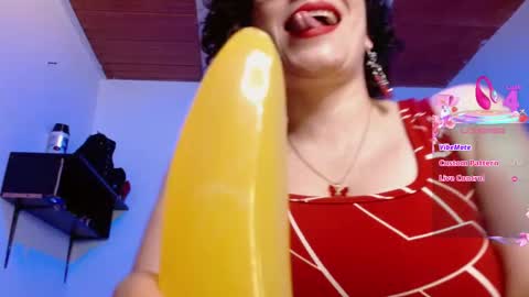 Snapshot of daneshka_naughty chatting on 10-04-25, 12:30 DANESHKA online show from 10-04-25, 12:30