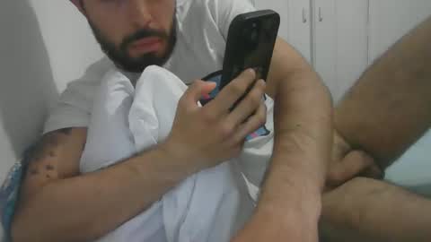 dani3l9905 online show from 04-11-26, 07:56