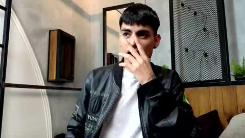 dani_mc online show from 12-18-25, 11:27