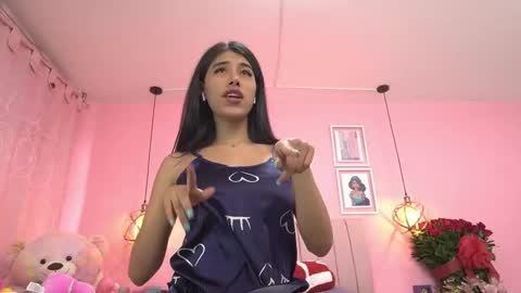Snapshot of dani_parkerr chatting on 02-20-25, 04:25 online show from 02-20-25, 04:25
