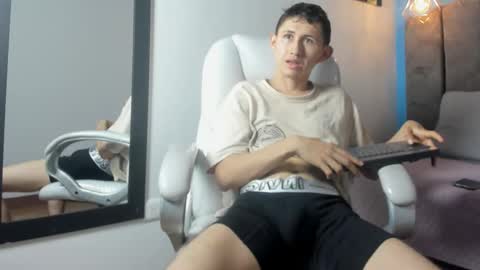 Thiago online show from 02-11-26, 07:41