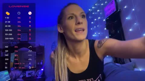 Dani Dragon online show from 12-14-24, 11:50