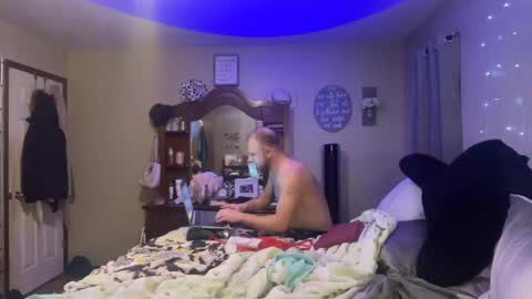 Dani Dragon online show from 12-15-24, 08:19