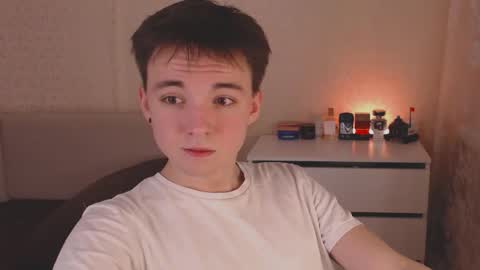 Snapshot of daniel_isaak chatting on 12-16-25, 08:25 Daniel Jerry online show from 12-16-25, 08:25