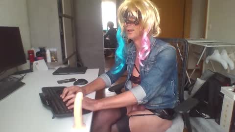 Snapshot of daniela69i chatting on 02-13-25, 01:48 newcumer online show from 02-13-25, 01:48