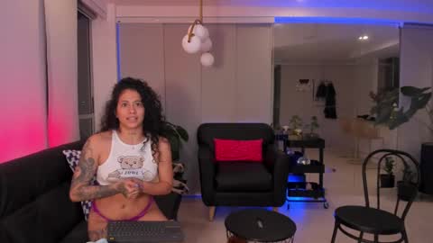 daniela_arenas online show from 02-25-25, 02:58