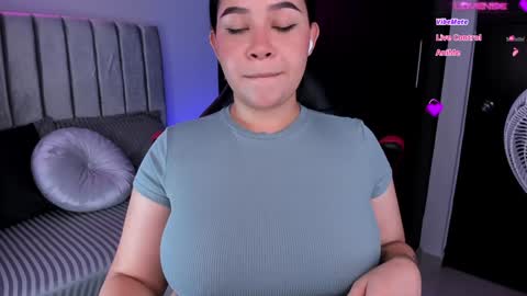 Snapshot of daniela_hornny chatting on 12-17-24, 07:50 dani h0rx online show from 12-17-24, 07:50