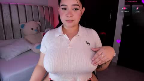 Snapshot of daniela_hornny chatting on 02-12-25, 01:48 dani h0rx online show from 02-12-25, 01:48