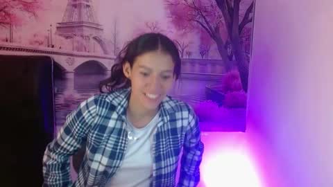 Snapshot of daniela_rivasth chatting on 03-09-25, 06:39 danielarivasth online show from 03-09-25, 06:39