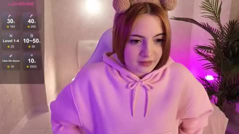 Snapshot of daniela_saules chatting on 11-07-25, 09:09 Daniela online show from 11-07-25, 09:09