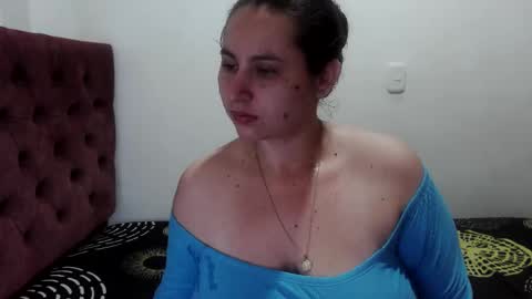 Snapshot of daniela_sexy34 chatting on 02-25-25, 12:34 daniela_sexy34 online show from 02-25-25, 12:34