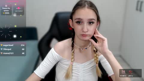 Daniella Martin online show from 01-06-25, 03:42