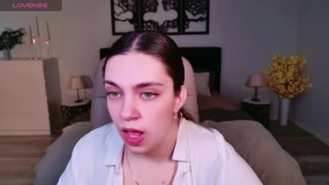 Daniella online show from 11-16-25, 10:43