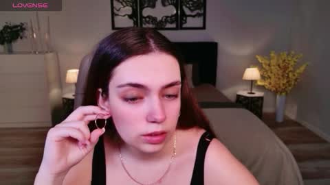 Daniella online show from 11-18-25, 10:41