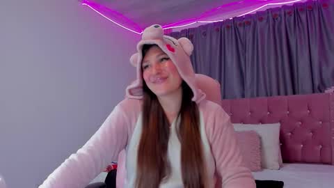 Danielle online show from 12-16-25, 03:11