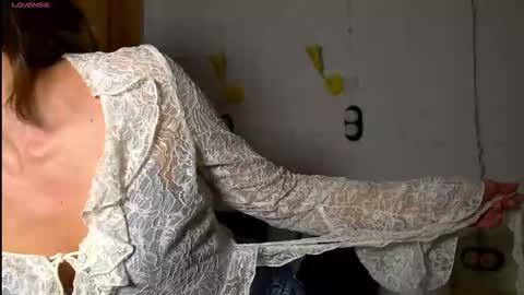 Danielle online show from 11-15-25, 09:21