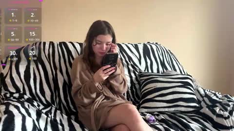 Mia online show from 11-21-25, 07:51